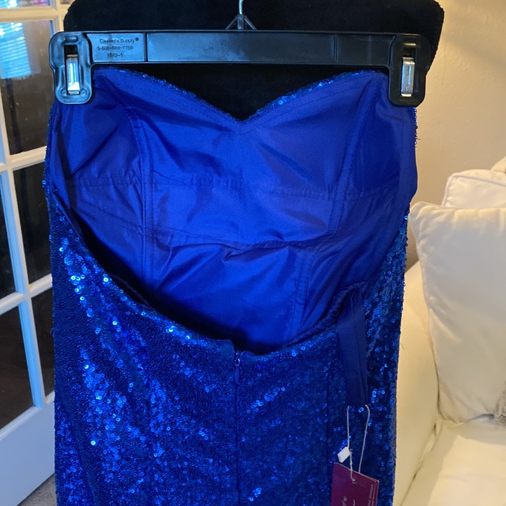 Prom dress - Picture 4 of 6